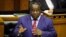 Le ministre des finances Tito Mboweni, plusieurs fois démissionnaire, est enfin libéré par le président Cyril Ramaphosa. 