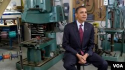 Presiden Obama menyampaikan pidato mingguannya di sebuah perusahaan energi di kota Manitowoc, Wisconsin, Sabtu (29/1).