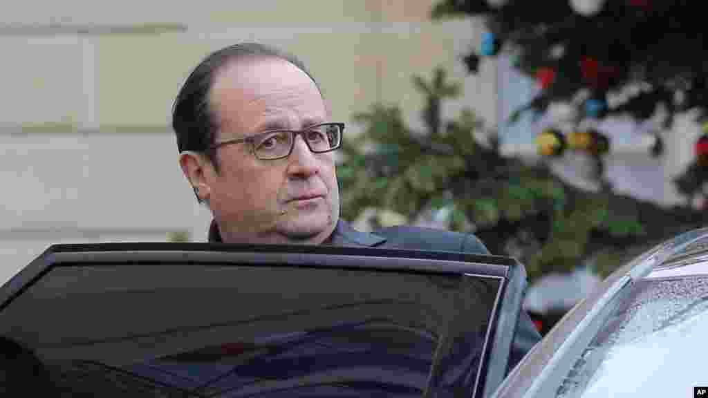 Shugaban Faransa Francois Hollande a Paris, Janairu 7, 2015.