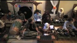 Gamelan Swara Jagad: Kelompok Gamelan Jawa di Lexington, Kentucky