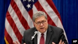 El secretario de Justicia William Barr durante un acto oficial celebrado en Saint Louis, Misuri, el 15 de octubre de 2020.