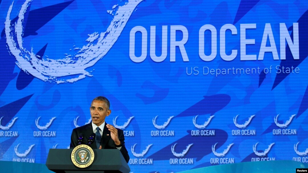 Presiden AS Barack Obama berbicara dalam Konferensi Lautan Kita yang diadakan oleh Departemen Luar Negeri di Washington, DC (15/9). (Reuters/Kevin Lamarque)