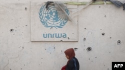 加沙走廊南部拉法城內聯合國近東救濟工程處的被毀牆面。 (UNRWA)(2024年5月28日)