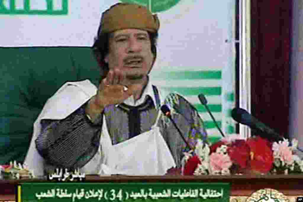 Sawirro: Qalalaasaha ka socda Liibiya