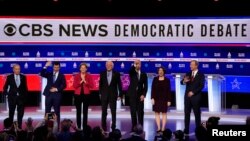 Hasta esta décima ocasión en Carolina del Sur llegaron el exvicepresidente Joe Biden, el exalcalde de South Bend Pete Buttigieg, las senadoras Elizabeth Warren y Amy Klobuchar, y los multimillonarios Michael Bloomberg y Tom Steyer.