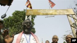 In 2009, Olabiyi Babalola Joseph Yai, president of executive council of UNESCO, toured Preah Vihear temple to see some damage from clash with Thailand, which started on Oct. 15, 2008, as part of his one-week visit in Cambodia.