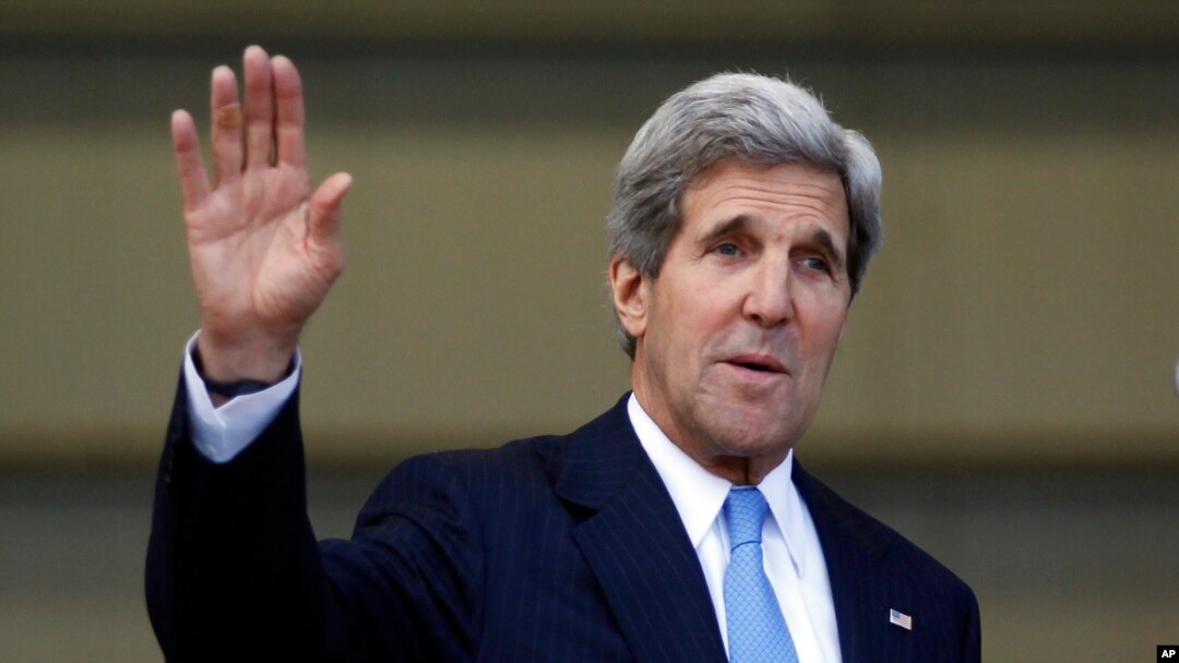 Menlu AS John Kerry bertolak ke Brazil, setelah mengunjungi Kolombia (12/8).