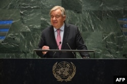 Geleceğin Zirvesi'nde konuşan BM Genel Sekreteri Antonio Guterres