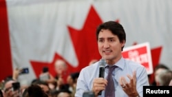 Le chef de file des libéraux et premier ministre canadien Justin Trudeau, lors de la campagne électorale, à Vaughan, Ontario, Canada, le 18 octobre 2019. REUTERS / Stephane Mahe