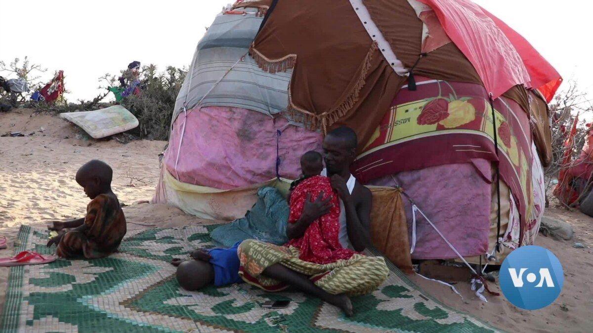 During Ramadan, Somalia’s Displaced People Rely on the Kindness of Others