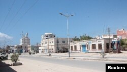 A view of a deserted street, during a curfew after the state's first case of coronavirus disease (COVID-19), was announced, in al-Sheher, Hadhramout province, Yemen April 10, 2020. 