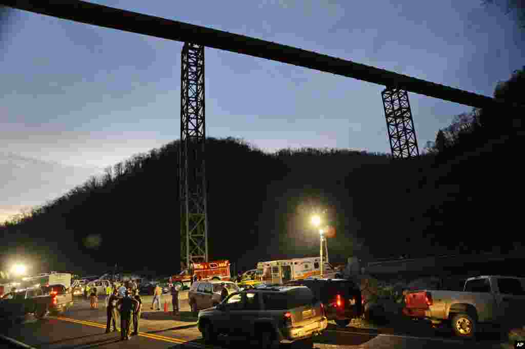 West Virginia State Police direct traffic at Massey Energy's Upper Big Branch Coal Mine in Montcoal, W.Va. 29 coal miners were killed in the April 2010 explosion, one of the worst mining disasters in the US. (AP Photo/Jeff Gentner)