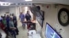 İsrail ordusu, Şifa Hastanesinde rehinelerin tutulduğuna ilişkin bir video yayınladı.