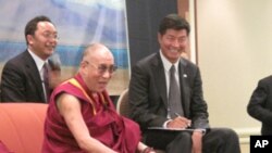 达赖喇嘛与洛桑森格今年七月一同造访华盛顿（资料照片）