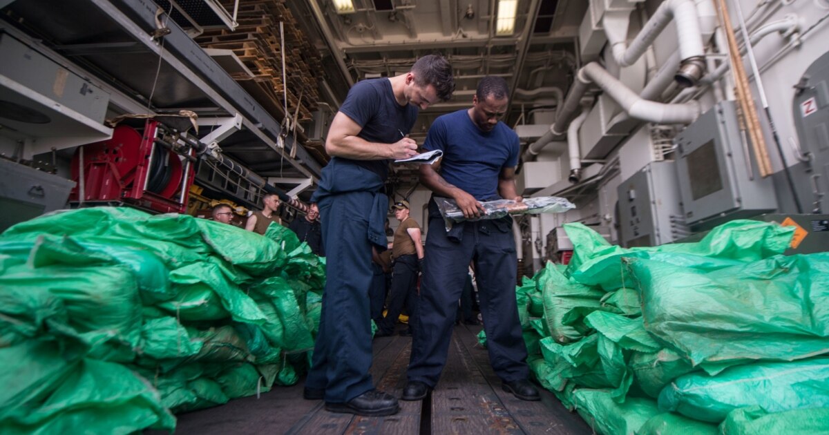 US Navy Interrupts Gun Smuggling Operation in Gulf of Aden