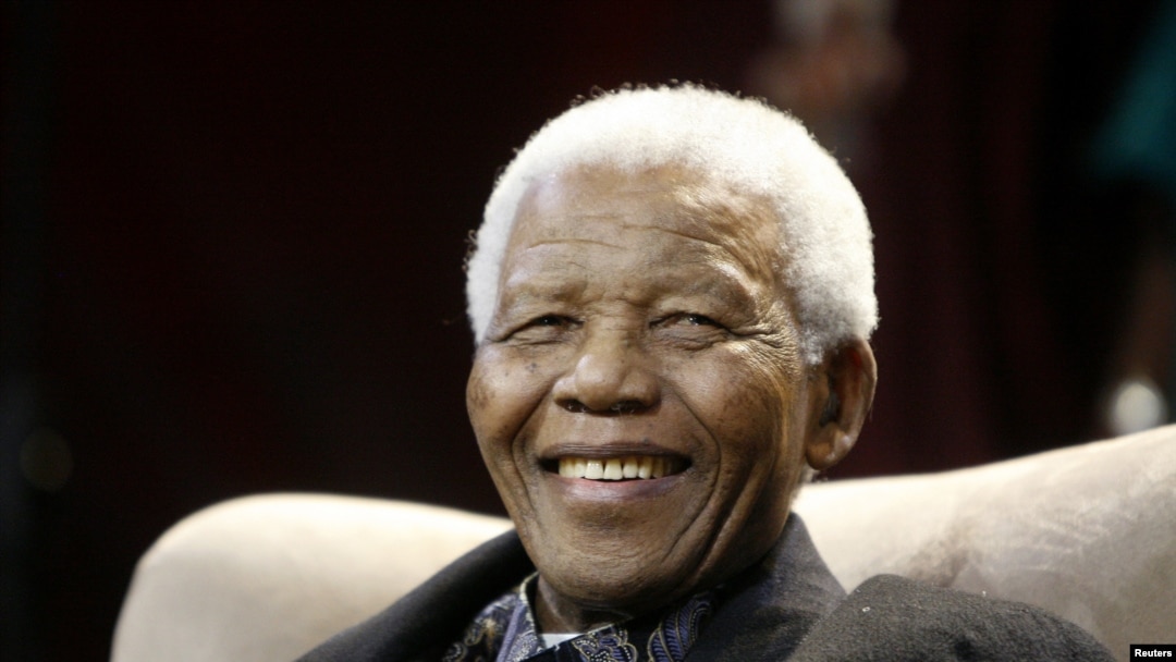 Mantan Presiden Afrika Selatan, Nelson Mandela masih menjalani pengobatan penyakit radang paru-paru di rumah sakit sejak Rabu, 27 Maret 2013 (Foto: dok).