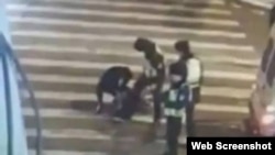 内蒙古乌兰浩特市男子中枪后遭殴打(网络视频截图) 