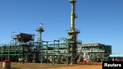 Instalações da Sasol, Temane, Moçambique. 