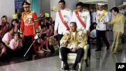 ၂၀၁၁ ခုနှစ် မွေးနေ့တုန်းက မြင်တွေ့ရတဲ့ ထိုင်းဘုရင်မင်းမြတ်။