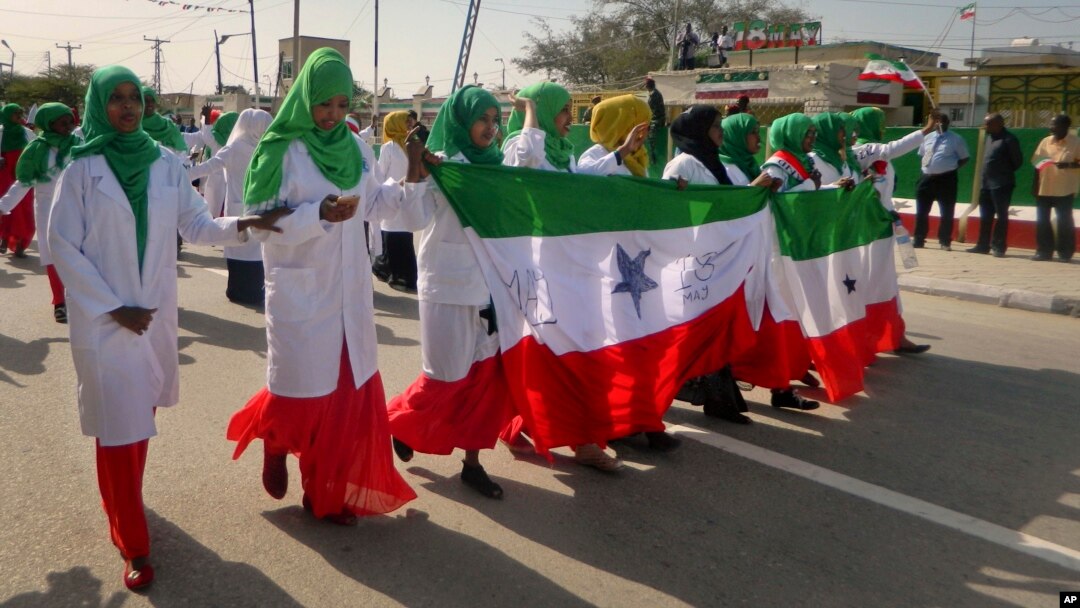 FILE - Women march in a procession to celebrate the 25th anniversary of Somaliland's proclaimed independence in the capital, Hargeisa, May 18, 2016. The 28th anniversary will be observed Saturday. 