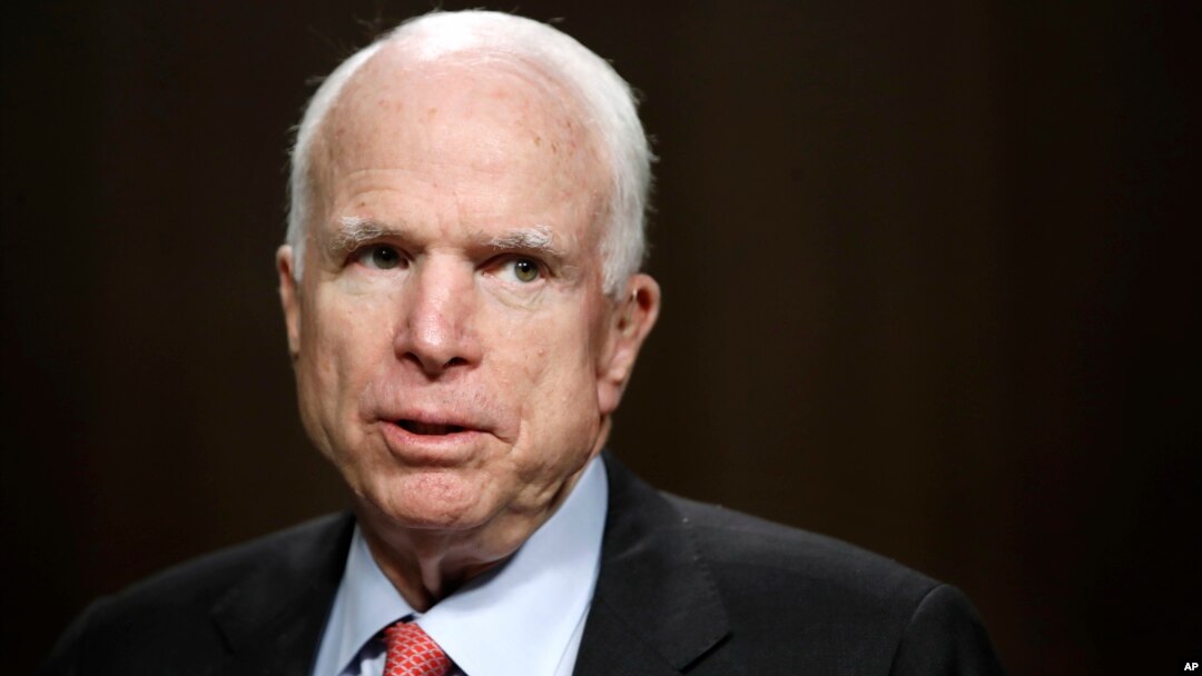 Senator John McCain, ketua Komisi Angkatan Bersenjata Senat Amerika (foto: dok). 