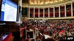 Fransa'da tartışmalı göç yasa tasarısı Ulusal Meclis Genel Kurulu’nda da 186’ya karşı 349 oyla kabul edildi.