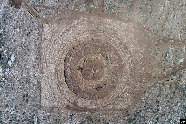 FILE - In this undated photo provided by the Greek Culture Ministry on Tuesday, June 11, 2024, the ruins of a 4,000-year-old hilltop building newly discovered on the island of Crete are seen from above. (Greek Culture Ministry via AP)