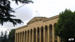 რა ცვლილებების შეიტანს საქართველოს პარლამენტი კანონში ოფიციალური სტატისტიკის შესახებ?