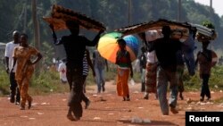 Warga Bangui dicekam ketakutan karena meningkatnya kekerasan terhadap warga sipil oleh para pemberontak (foto: dok). 