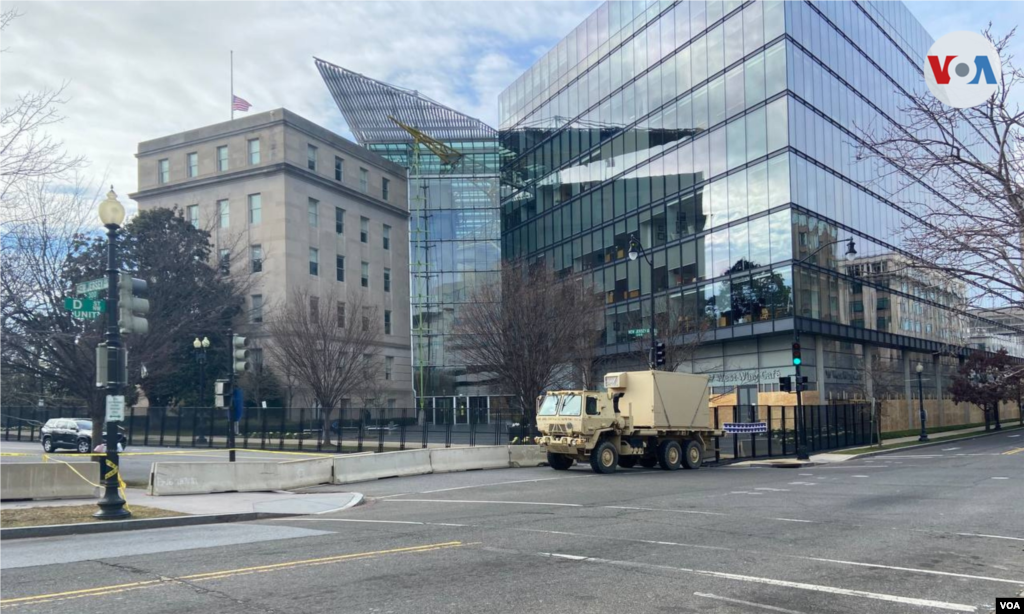 Otro aspecto de una calle desolada en Washington, D.C., a tres d&#237;as de la toma de posesi&#243;n de Joe Biden como el cuadrag&#233;simo sexto presidente de EE.UU. 17 de enero de 2021. [Foto: Alejandra Arredondo]