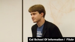 북한에서 열린 가상화폐 회의에 참석했다가 지난해 11월 미 연방수사국(FBI)에 체포된 미국인 버질 그리피스 씨. 사진 제공: Cal School Of Information.