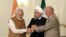 Afg'oniston rahbari Ashraf G'ani, Eron rahbari Hassan Ruhoniy va Hindiston Bosh vaziri Narendra Modi Tehronda uch tomonlama bitim imzoladi. 23-may, 2016-yil.