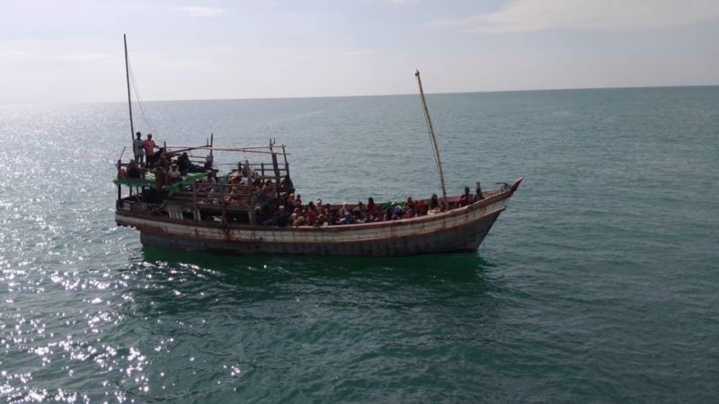 Malaysia turns away 2 boats with nearly 300 Rohingya refugees