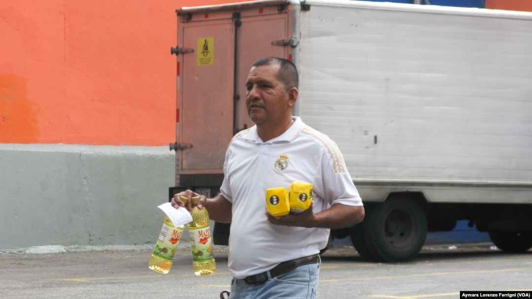El ingreso del Programa Mundial de Alimentos aliviaría un gran problema para el régimen de Maduro, el cual ha comenzado a ser duramente golpeado por la escasez de alimentos sin precedentes.
