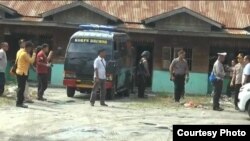 Penggeledahan di rumah terduga teroris di Kelurahan Kapias Pulau Buaya, Kecamatan Teluk Nibung, Kota Tanjungbalai, Sumatera Utara (Sumut). (Foto: istimewa)