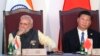 Індія, яка головує в ШОС, балансує між відносинами із Заходом, Росією і Китаєм, пише Reuters. На архівному фото - прем'єр-міністр Індії Нарендра Моді (л) і президент Китаю Сі Цзіньпін під час зустрічі лідерів БРІКС в Індії, 16 жовтня 2016 року. AP/Manish Swarup