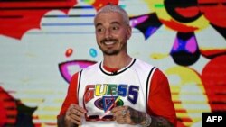 El popular músico colombiano, J Balvin será una de las atracciones de los Grammy Latinos de 2020.