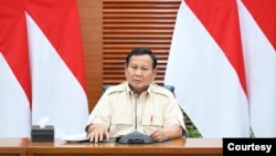 Presiden Prabowo Subianto dalam konferensi pers di Gedung Kemenkeu, Jakarta, Selasa (31/12) mengatakan kenaikan tarif PPN 12 persen hanya untuk barang dan jasa mewah (biro Setpres )