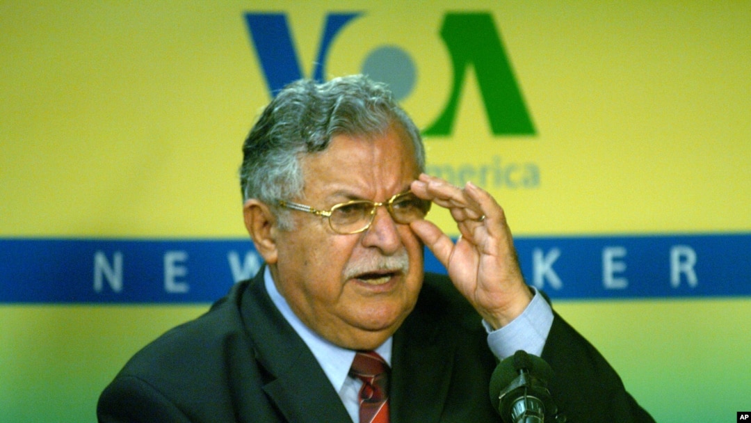 Irački predsednik Džalal Talabani tokom konferencije za medije u sedištu Glasa Amerike, u Vašingtonu, 2005 godine