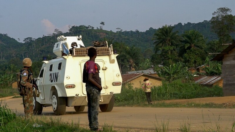 Départ de soldats sud-soudanais de la force est-africaine en RDC
