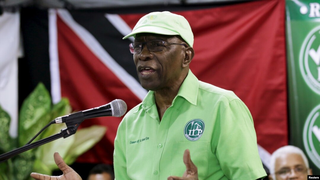 Mantan Wapres FIFA, Jack Warner memberikan keterangan kepada media di Marabella, Trinidad, Rabu (3/6).