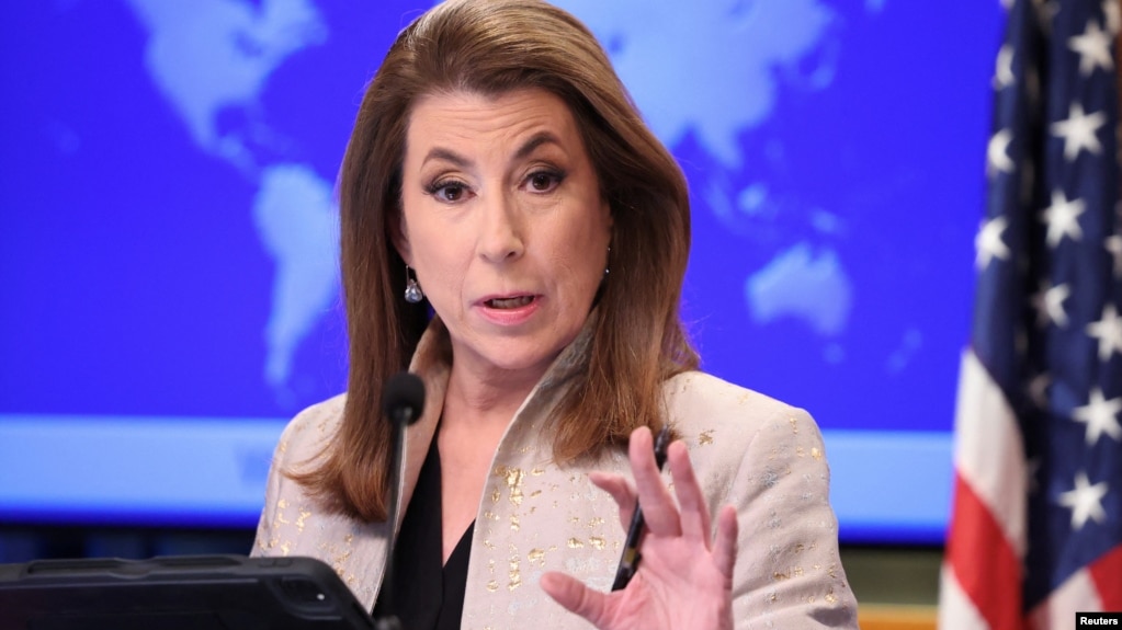 Представитель Госдепартамента США Тэмми Брюс выступает на своей первой пресс-конференции в Госдепартаменте в Вашингтоне. 6 марта 2025 г. REUTERS/Kevin Lamarque