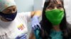 “El país salió ganando”: reacciones al acuerdo que da acceso a Venezuela a vacunas