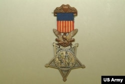 1862-1896 Version of the Medal of Honor.