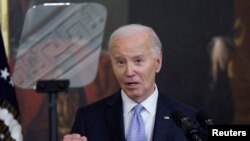 El Presidente de los Estados Unidos, Joe Biden, habla durante la ceremonia de la Medalla Presidencial de la Libertad en la Casa Blanca en Washington, Estados Unidos, el 3 de mayo de 2024. 