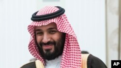 Putra Mahkota Saudi, Pangeran Mohammed bin Salman saat tiba di Kremlin, Moscow, Rusia, 30 Mei 2017.