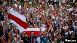 Protesti u Minsku, u Belorusiji, 18. avgust 2020. (Foto: Rojters/Vasily Fedosenko)