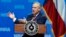 Thống đốc Texas Greg Abbott. 