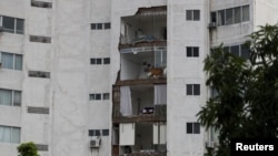 Un edificio en Acapulco, México, sufrió daños en el terremoto del 7 de septiembre de 2021.