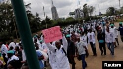 Vanachiremba vachiratidzira